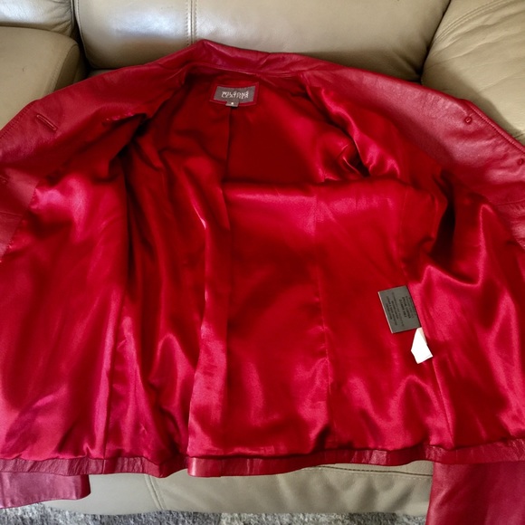 Wilson 💯% Leather Jacket!! Size-S - Picture 4 of 8